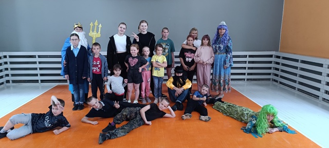 Очередной веселый день в лагере дневного пребывания "Патриот".